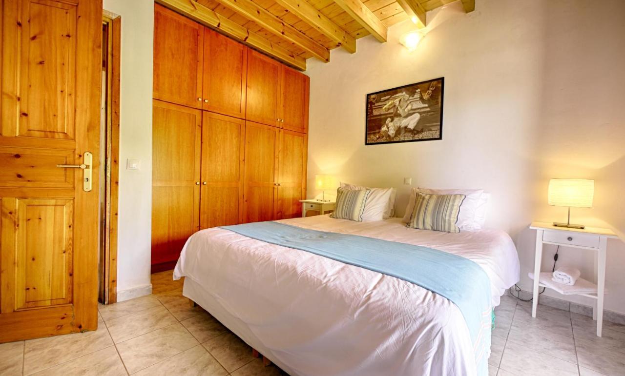Villa Zen Stone House à Agios Georgios Pagon Extérieur photo